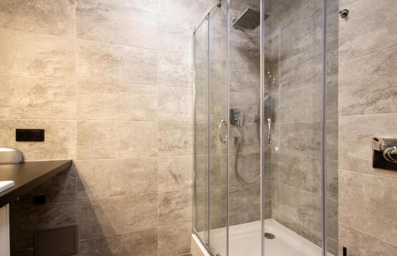 Appartement Amen Curie 8 Krakau